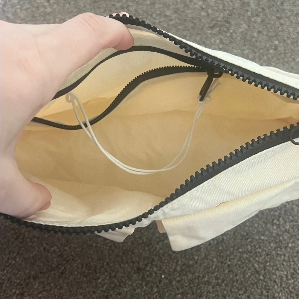 Baggu BAGGU CARGO SHOULDER BAG NWOT - Picture 9 of 10